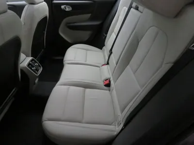 Volvo XC40 2025, 338 км, за 28226.34 USD - фото 11
