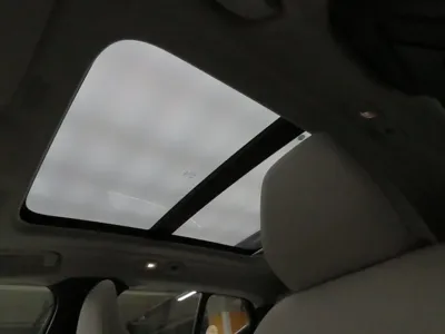 Volvo XC40 2025, 338 км, за 28226.34 USD - фото 18