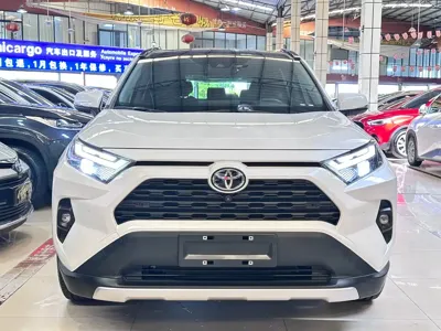Toyota RAV4 2023, 50000 км, за 16030.87 USD