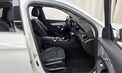 Mercedes-Benz GLC-Class 2019, 59154 км, за 22210.49 USD - фото 11