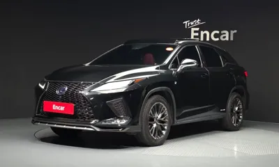 Lexus RX · 2021 год