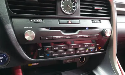 Lexus RX 2021, 98227 км, за 36169.69 USD - фото 31