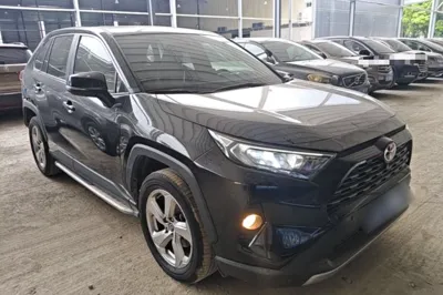 Toyota RAV4 2020, 82000 км, за 15004 USD