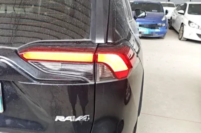 Toyota RAV4 2020, 82000 км, за 15004 USD - фото 9