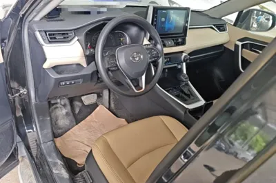 Toyota RAV4 2020, 82000 км, за 15004 USD - фото 12