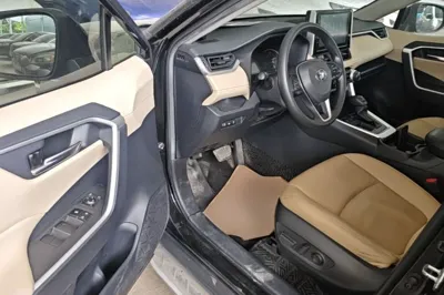 Toyota RAV4 2020, 82000 км, за 15004 USD - фото 18