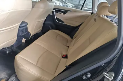 Toyota RAV4 2020, 82000 км, за 15004 USD - фото 20