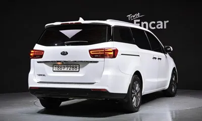 Kia Canival 2019, 167687 км, за 7264.68 USD
