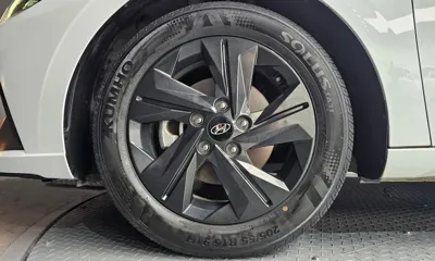 Hyundai Avante 2023, 50822 км, за 12361.19 USD