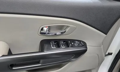 Kia Canival 2018, 148143 км, за 5842.2 USD - фото 17