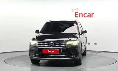Volkswagen Tiguan 2020, 116201 км, за 14756.54 USD