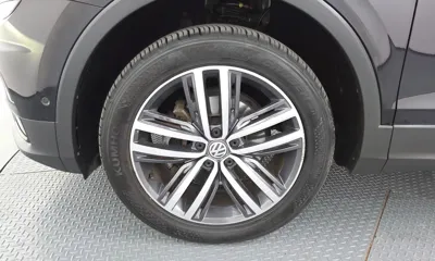 Volkswagen Tiguan 2020, 116201 км, за 14756.54 USD
