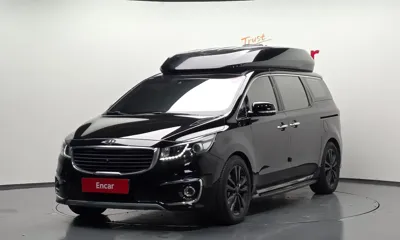 Kia Canival · 2018 год