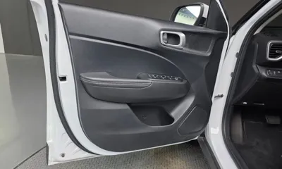 Hyundai Venue 2022, 30982 км, за 15335.81 USD - фото 24