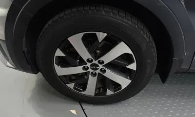 Kia Sorento 2022, 92095 км, за 16848.83 USD