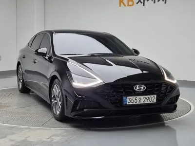 Hyundai Sonata 2022, 133156 км, за 8857.75 USD