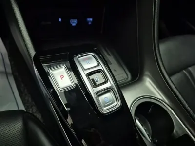 Hyundai Sonata 2022, 133156 км, за 8857.75 USD - фото 12