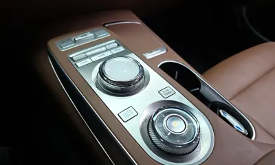 Genesis GV70 2023, 143351 км, за 16807.83 USD - фото 9