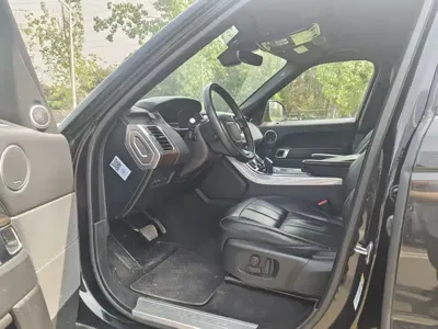 Land Rover Sport PHEV 2019, 66000 км, за 40789.97 USD - фото 7