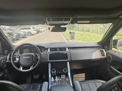 Land Rover Sport PHEV 2019, 66000 км, за 40789.97 USD - фото 8