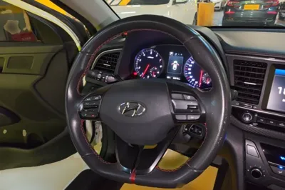 Hyundai Elantra (6th Generation 2016, 80900 км, за 8352 USD - фото 13