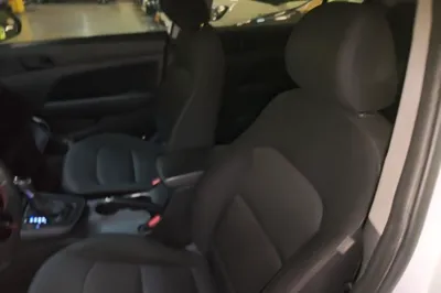 Hyundai Elantra (6th Generation 2016, 80900 км, за 8352 USD - фото 17