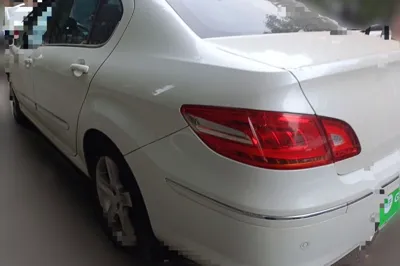 Peugeot 408 2013, 77500 км, за 3238 USD