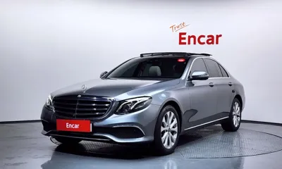 Mercedes-Benz E-Class · 2017 год