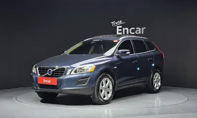 Volvo XC60 · 2013 год