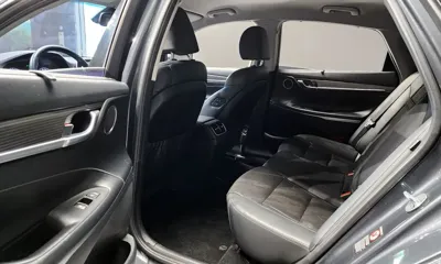 Hyundai Grandeur 2017, 198091 км, за 7159.61 USD - фото 12