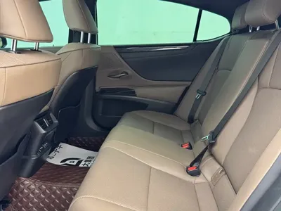 Lexus ES 2022, 40000 км, за 23689.95 USD - фото 8