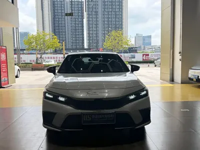 Honda Civic 2023, 11900 км, за 12674.33 USD