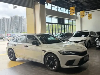 Honda Civic 2023, 11900 км, за 12674.33 USD