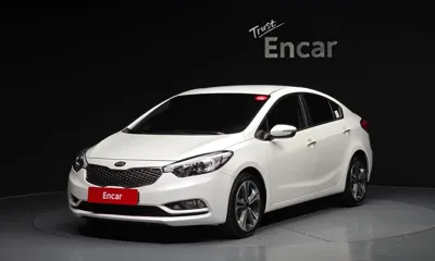 Kia K3 · 2013 год