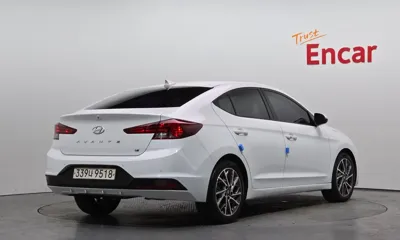 Hyundai Avante 2020, 79981 км, за 8126.86 USD