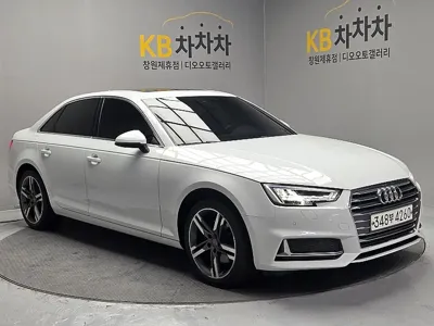 Audi A4 2019, 94006 км, за 10986.15 USD