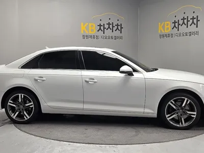Audi A4 2019, 94006 км, за 10986.15 USD