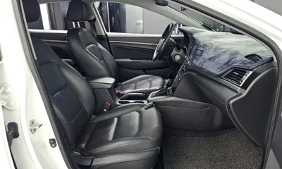 Hyundai Avante 2016, 98271 км, за 6120.98 USD - фото 10
