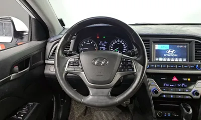 Hyundai Avante 2016, 98271 км, за 6120.98 USD - фото 13