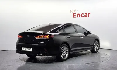 Hyundai Sonata 2019, 112951 км, за 8384.54 USD