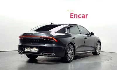Hyundai Grandeur 2022, 70238 км, за 15302.46 USD