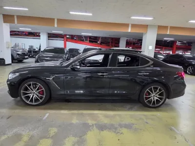 Genesis G70 2018, 71136 км, за 13551.04 USD