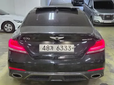 Genesis G70 2018, 71136 км, за 13551.04 USD