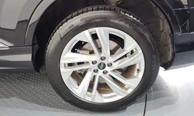 Audi Q7 2021, 52926 км, за 36108.93 USD
