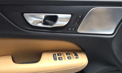 Volvo S60 2024, 60688 км, за 23959.56 USD - фото 30