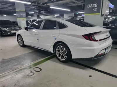Hyundai Sonata 2021, 67108 км, за 11166.17 USD