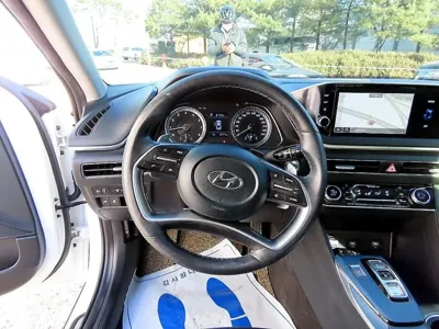 Hyundai Sonata 2021, 67108 км, за 11166.17 USD - фото 8
