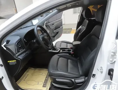 Hyundai Avante 2018, 80856 км, за 7023.76 USD - фото 12