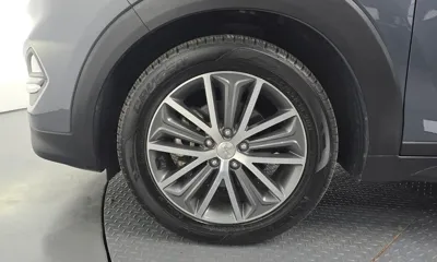 Hyundai Tucson 2016, 105026 км, за 7089.41 USD