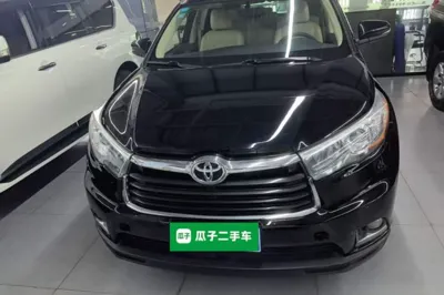 Toyota Highlander 2015, 95900 км, за 13854 USD